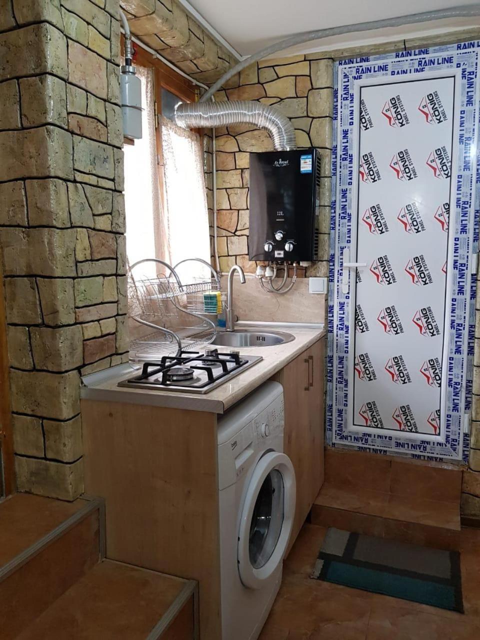 Old Yard Guest House Tbilisi Exterior photo